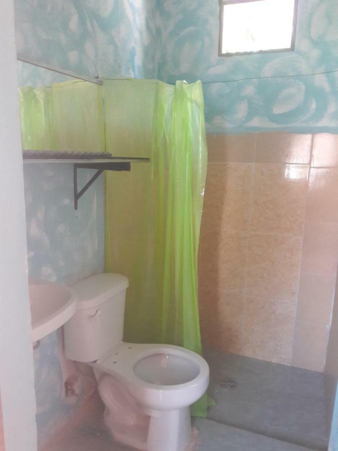 Hostal Y Temazcal Guemez Chichen-Itza Bagian luar foto